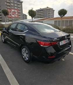 نيسان سنترا